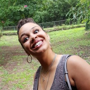 Meet your Posher, Charmaine